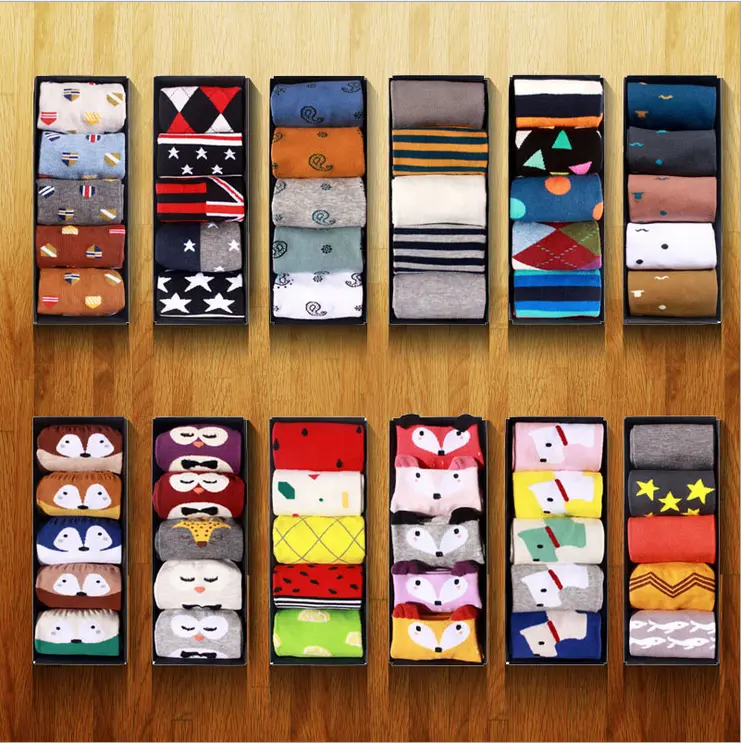 2021 Мужская мода индивидуальный дизайн 100 хлопок коробка для носков Забавный Пользовательский логотип носки производитель в коробке удобные женские мужские носки