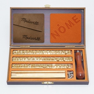 Moldes de Latón Personalizados para Alfabeto y Dígitos, Sellos con Logotipo/Texto Personalizados, Sellos de Cuero Personalizados, Molde para Símbolos y Números del Alfabeto - Product Image 1