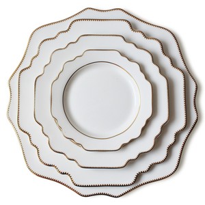 Assiettes <span class=keywords><strong>de</strong></span> service en <span class=keywords><strong>porcelaine</strong></span> décorative <span class=keywords><strong>de</strong></span> <span class=keywords><strong>luxe</strong></span> pour mariage, fleurs blanches, bord doré, vaisselle en céramique, ensemble d'assiettes <span class=keywords><strong>de</strong></span> présentation - Product Image 2