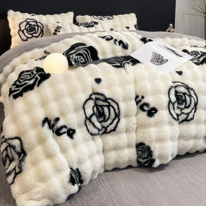 Ga Trải Giường dày, vỏ chăn, vỏ gối, Nhung sữa hai mặt in thỏ mùa đông sang trọng bốn bộ - Product Image 3