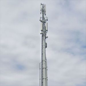 Torre <span class=keywords><strong>de</strong></span> Telecomunicaciones Monopolar <span class=keywords><strong>de</strong></span> Acero Tubular Galvanizado en Caliente <span class=keywords><strong>de</strong></span> 35 m, ANSI/TIA-222-G/H, Soportes <span class=keywords><strong>de</strong></span> Antena para Base Móvil - Product Image 1