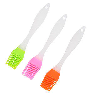 <b>Silicone</b> Oil Brush Baking <b>Tool</b> With PP Handle Oven Safe Dishwasher Safe For BBQ Cake Cooking Green Transparent Pink Orange - Product Image 2