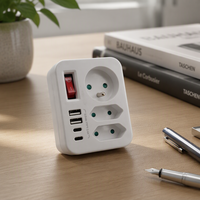 Adaptateur PD 20W Type E Français avec 2 chargeurs USB-A, 2 chargeurs USB-C, 1 prise murale 16A 230V, rallonge avec interrupteur, IP20, garantie 2 ans