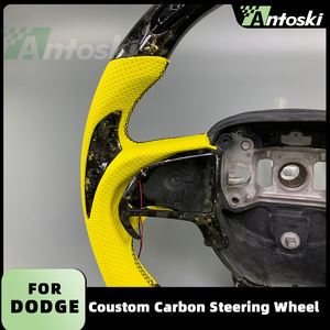 Volant en cuir et fibre de carbone forgée en or jaune personnalisé avec écran LED pour Dodge <span class=keywords><strong>Challenger</strong></span> Hellcat SRT <span class=keywords><strong>RT</strong></span> Series - Product Image 3