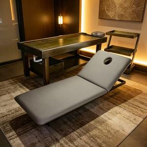 Lit en bois solide de <span class=keywords><strong>massage</strong></span> facial et extérieur de station thermale avec le cadre de <span class=keywords><strong>Shirodhara</strong></span> disponible pour des grossistes - Product Image 2