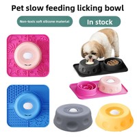 Bol d'alimentation pour animaux de compagnie en silicone de qualité alimentaire, antidérapant, sphérique, avec ventouse puissante, design anti-glouton, durable, facile à nettoyer, pour liquides (chiens)
