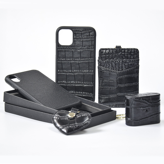 Embossing crocodile Cow Leather Designer Phone Cases Cover for Coque iphone 12 14 15 Pro Max Case
