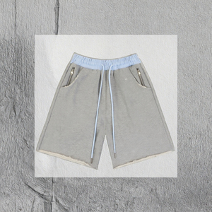 Shorts de survêtement personnalisés pour hommes avec ceinture contrastante, ourlet brut, poche zippée, coupe ample, style hip-hop décontracté, taille élastique, 100% coton, séchage rapide - Product Image 3