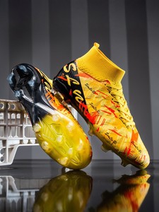 Chaussures de football toutes saisons en gros, nouveau style pour adolescents et hommes, entraînement sportif, tige en PU, doublure en coton, semelle en caoutchouc - Product Image 2