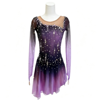 Robe de patinage artistique dégradé noir et violet à manches longues, dos croisé en maille, entièrement ornée de strass pour la compétition