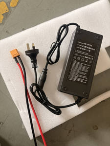 Batterie au lithium pour vélo électrique Triangle, cellules 18650 rechargeables 48V 52V 72V 15Ah 18Ah 20Ah 26Ah 30Ah - Product Image 6