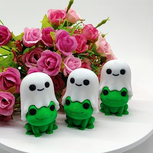 Statues de grenouilles imprimées en 3D - Grenouilles et fantômes mignons et fantastiques, idéales pour les étagères, les décorations de bureau, les jouets tendance. - Product Image 3
