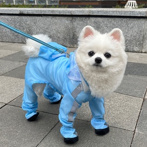Venta al por mayor de verano mascota impermeable <span class=keywords><strong>paraguas</strong></span> impreso con capucha impermeable de cuatro patas <span class=keywords><strong>perro</strong></span> gato ropa - Product Image 1