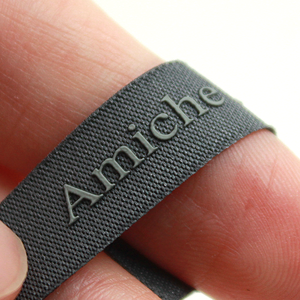 Роскошные тканые 3D-этикетки для одежды, нашивные футболки, трикотажные толстовки, сумки, складные тканевые этикетки с термопрессом из силикона - Product Image 3