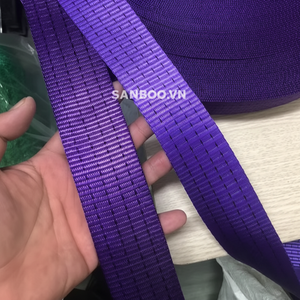 SANBOO púrpura personalizado, capacidad de 4 toneladas, ojo plano, alta resistencia, 5cm, correas de poliéster, eslinga, aplicaciones de elevación de servicio pesado, 1 año - Product Image 1