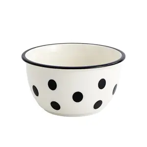 北欧设计简单圆点陶瓷碗套装，配有婚礼和家庭餐具，包括礼品盒中的盘子和勺子