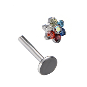 Fuxuan ASTM F136 Titane Piercing d'oreille multicolore avec motif floral fileté, pour cartilage, tragus, hélix, bijoux de piercing - Product Image 6