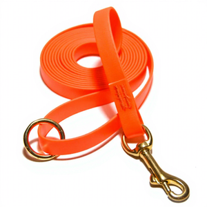 Luxurious Personalized PVC-Coated Dog Leash Durable Plastic Seamed Design Quick Release Handle Ring Fashionable Rivet Leather - Product Image 3