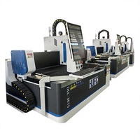 Machine de découpe laser à fibre CNC 3015 6000W à table unique |   Coupe-métal de haute précision pour l'acier inoxydable/l'acier au carbone/l'aluminium