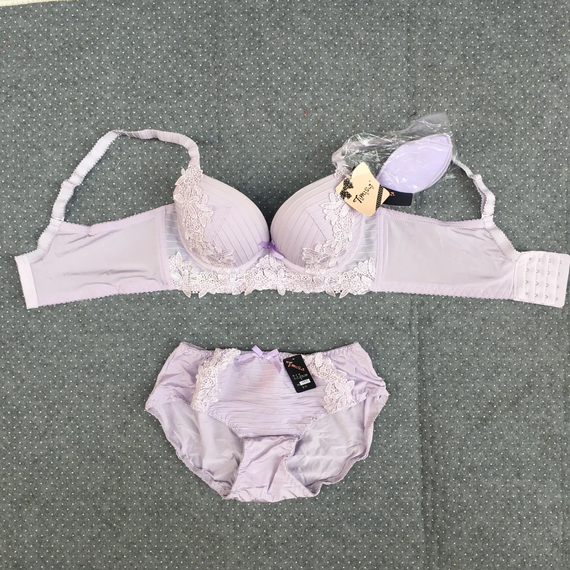 beautifuland moving fashion sexy ladies embroidered bra and panty sets