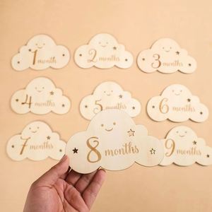Juego de 8 Tarjetas de Madera para Bebés, con Forma de Nube, Accesorios para Fotografía de Recién Nacidos, Tarjetas de Meses, Pegatinas, Regalos - Product Image 6