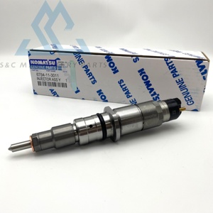 Suku Cadang Excavator Berkualitas Tinggi PC210-8 PC200-8 Injektor Bahan Bakar 6754-11-3011 0445120231 6D107 S6D107 Nozzle untuk <span class=keywords><strong>Komatsu</strong></span> - Product Image 1