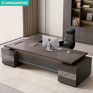 Derniers modèles de bureaux de direction modernes en bois, ensembles de bureaux et chaises de direction en panneaux de fibres à densité moyenne (MDF) de luxe en forme de L pour PDG/chefs. - Product Image 1