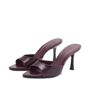 Marchi famosi su misura da donna con <span class=keywords><strong>tacchi</strong></span> a punta firmati <span class=keywords><strong>Beige</strong></span> con suola in Pu sottile tacco alto da sposa <span class=keywords><strong>tacchi</strong></span> da sposa di alta qualità per le donne - Product Image 4