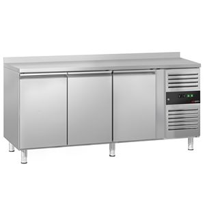 โต๊ะเตรียมอาหารแช่เย็น GGM Gastro รุ่น ECO-1795x700mm ประตูสามบาน ขอบยกสูง ระบบละลายน้ำแข็งอัตโนมัติ อุณหภูมิ +4C +10C ระดับพลังงาน A+++ - Product Image 4