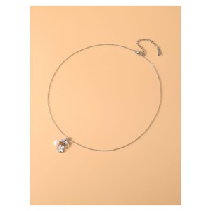 Ensemble de boucles d'oreilles et collier en perles brillantes, imitation perle, alliage de cuivre, design floral, bijoux de luxe pour tous les jours - Product Image 4