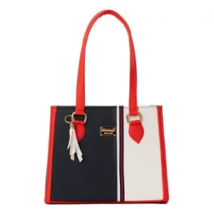 Bolso Bandolera con Asa para Mujer Fana Cora Tommy Fina Color M3853 con Cierre de Botón y Cremallera con Forro de Tela PU PVC Poliéster - Product Image 4