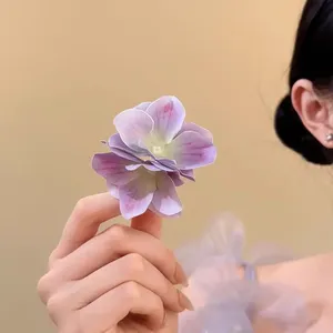 YJL 2 Pezzi Fermagli per Capelli a Forma di Fiore di Ibisco, Fatti a Mano, Artificiali, in Tessuto Hawaiano, <span class=keywords><strong>Accessori</strong></span> per Capelli per Feste in Spiaggia - Product Image 5