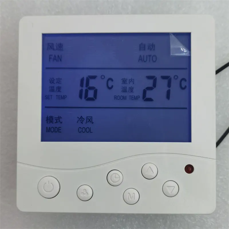 Raak De Temperatuurregelaar Van De Ventilatorspoel Van De Centrale Airconditioning Van De Airconditioningventilator Aan