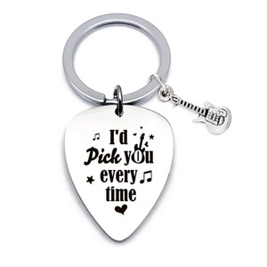Porte-clés plectre de guitare en métal, étui de rangement pour plectres de guitare en acier inoxydable, porte-clés plectre de guitare - Product Image 3