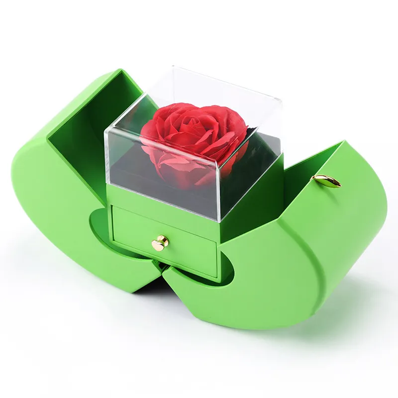 สีเขียว