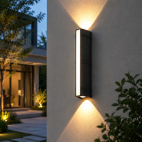 Lámpara de Pared LED para Exteriores Moderna, Impermeable IP65, 18W, Iluminación Superior/Inferior/Frontal de Aluminio para Jardín y Porche con 2 Años de Garantía