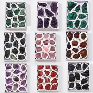 Racimo <span class=keywords><strong>de</strong></span> amatista <span class=keywords><strong>de</strong></span> piedra cruda <span class=keywords><strong>de</strong></span> cristal en caja para enseñanza <span class=keywords><strong>de</strong></span> ciencia popular - Product Image 2