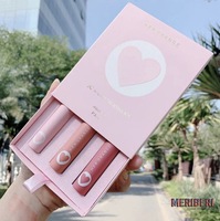 Emballage cosmétique de luxe personnalisé Boîtes en papier mat laminé rouge à lèvres baume à lèvres brillant à lèvres avec logo exclusif et doublure éponge