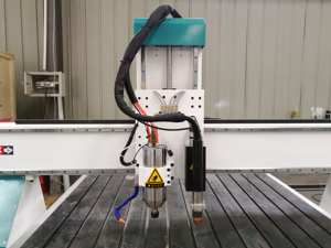 Chine Acctek 2 fonctions routeur cnc combiné avec <span class=keywords><strong>plasma</strong></span> pour métal et bois 4,5kw - Product Image 4