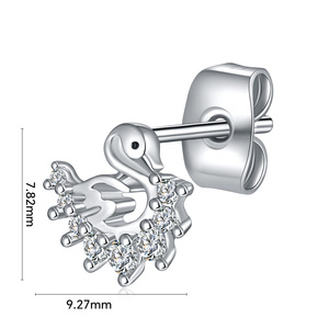 Orecchini alla moda in stile lusso con orecchini a forma di cigno - Product Image 2
