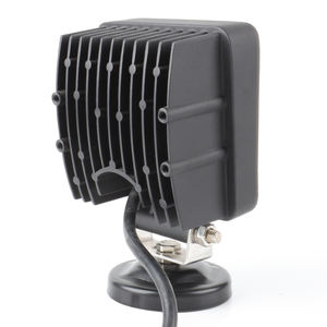 Vente en gros LED 48W Offroad Led Lights Accessoires <span class=keywords><strong>de</strong></span> voiture Véhicules lourds Lumière <span class=keywords><strong>de</strong></span> conduite LED Lampe <span class=keywords><strong>de</strong></span> travail <span class=keywords><strong>pour</strong></span> ATV UTV SUV Camion <span class=keywords><strong>Bateau</strong></span> - Product Image 5