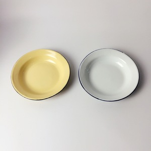 Plaque en <span class=keywords><strong>émail</strong></span> ronde vintage pour la maison Design classique élégant pour Restaurant Camping Caractéristique durable pour le service d'<span class=keywords><strong>assiette</strong></span> de riz à gâteau - Product Image 3