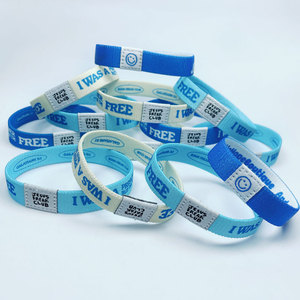 Braccialetto Sportivo Personalizzato in Poliestere per Uomo, Elastico in Tessuto, Pulsera Personalizada - Product Image 1