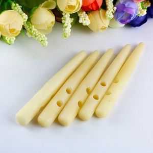 Boutons à bascule personnalisés en corne d'animal polie, 2 trous, matériau organique par S a and Sons Exports - Product Image 4