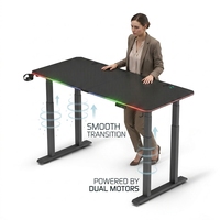 Bureau de jeu AOR E-Sports à hauteur réglable, plateau style fibre de carbone, éclairage d'ambiance RGB, mémoire de trois niveaux, vente en gros usine