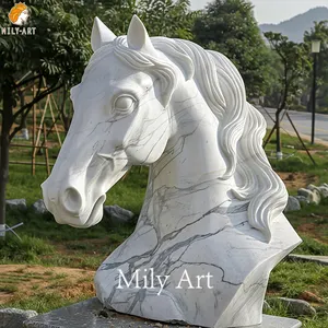 手彫りの庭の装飾大理石の動物の彫刻馬の頭の像