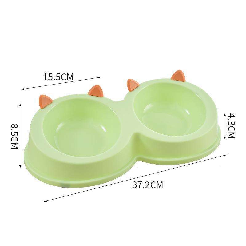 สีเขียวอ่อน