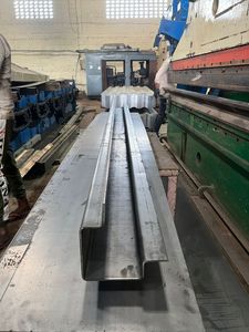 לוחות גג הסתגלות עבור מכולות ומחסנים משלוח צד מיכל 1.00 מ "מ 1.2 מ" מ 1.6 מ "מ 2.00 מ" מ 2.20 מ "מ - Product Image 6