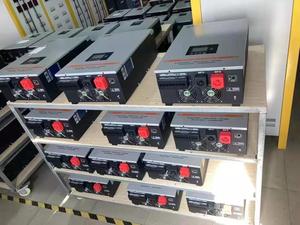 <span class=keywords><strong>Inversor</strong></span> Solar de Baja Frecuencia de Fase Dividida 120/240V, 6kw 5kw con Controlador de Carga Solar MPPT - Product Image 6