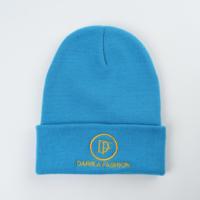 Grosir Beanie rajut akrilik uniseks kustom topi harian penjualan laris musim dingin dengan pola kotak-kotak pita kamuflase Logo bordir